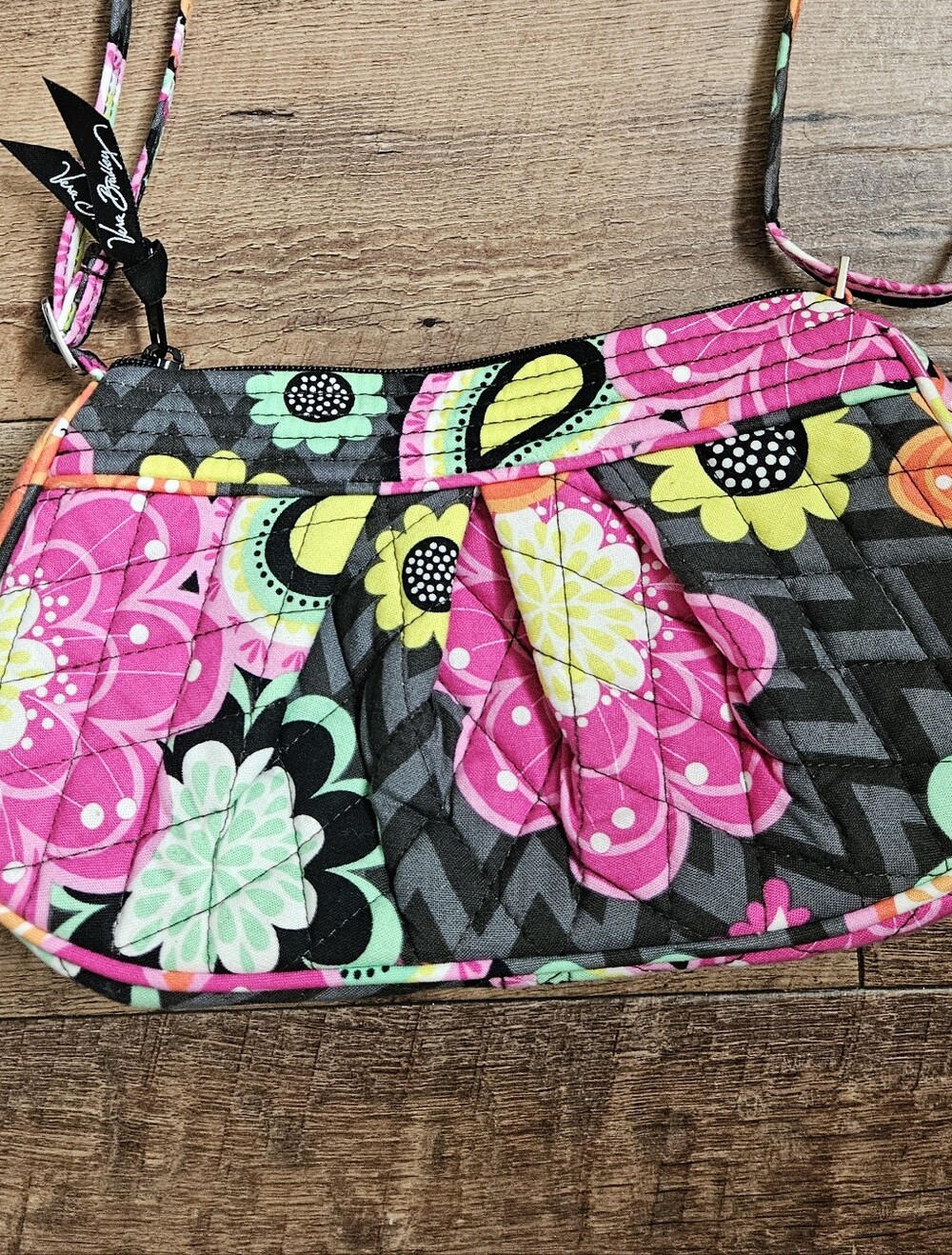 Vibrant Floral Quilted Crossbody Bag Pink MultiVera Bradley Ziggy Zinnia Pattern